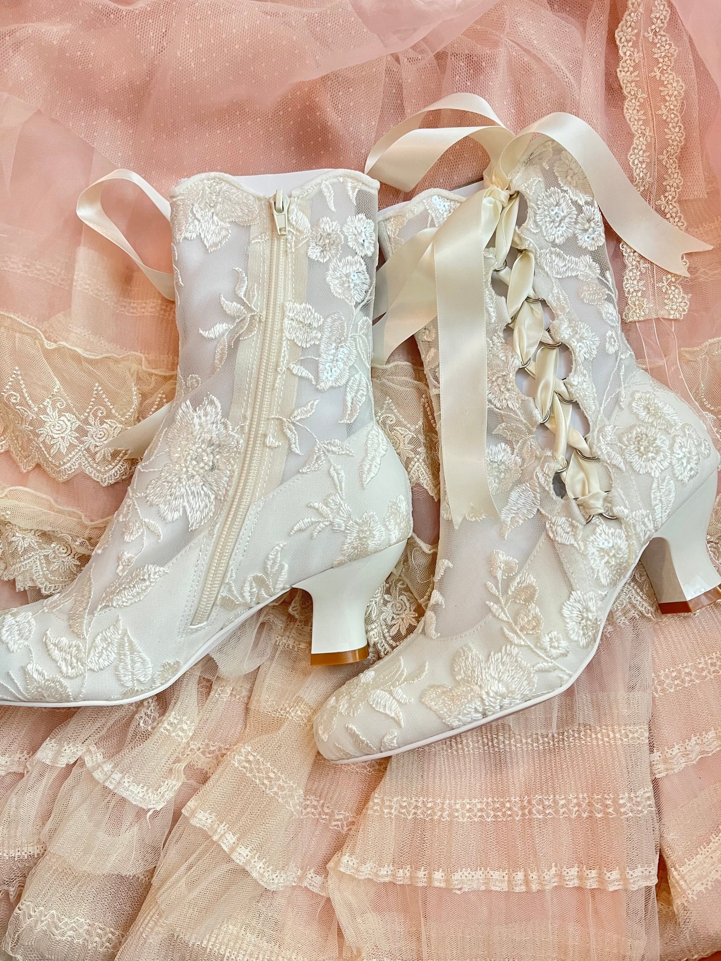Lacey silhouette boots