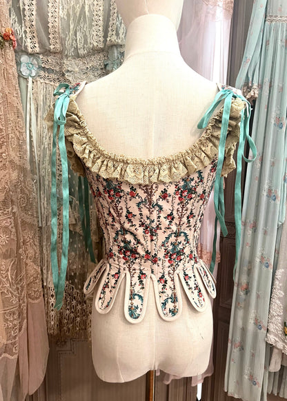 La Chambre de la Reine Corset