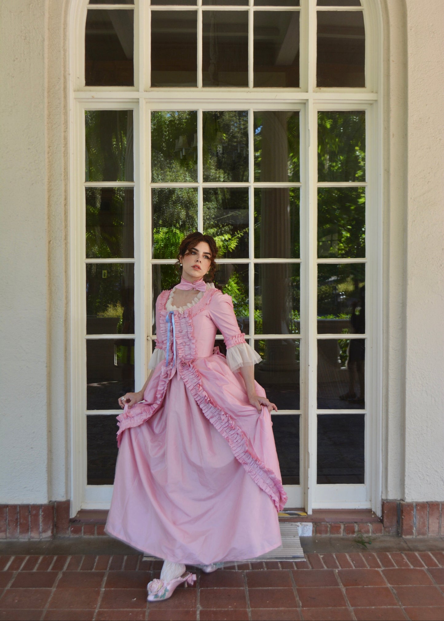 Antoinette à la mode gown