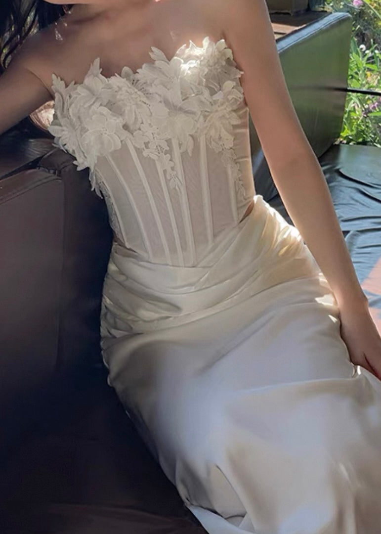 White bouquet corset