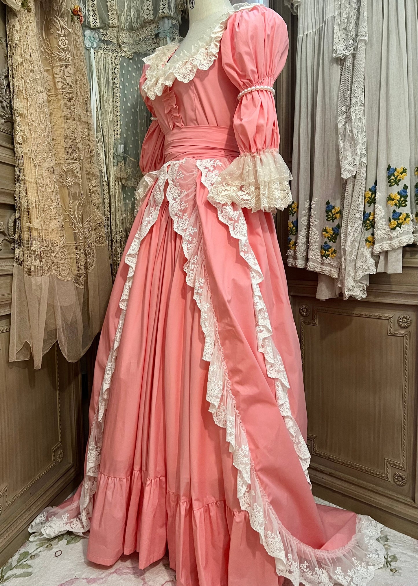 Comtesse du Barry Gown
