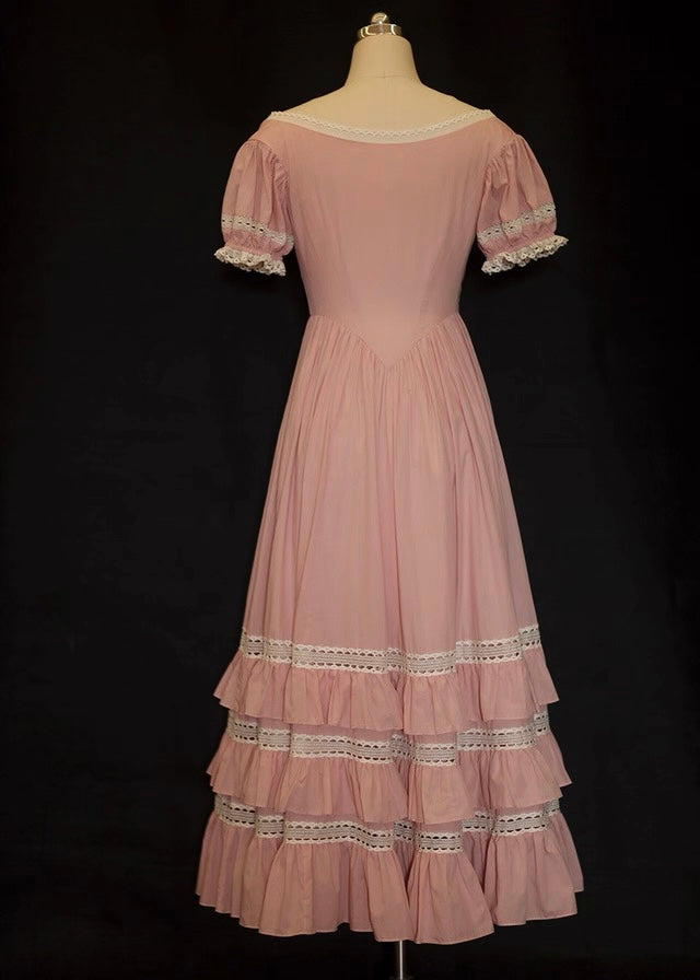 Edwardian lady dress