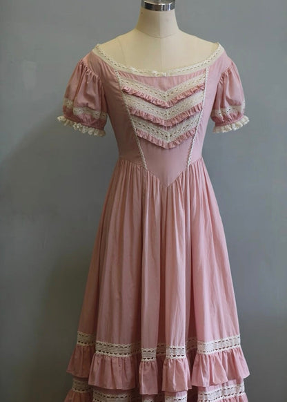 Edwardian lady dress