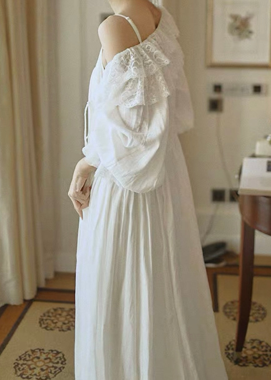 White pigeon dressing gown set