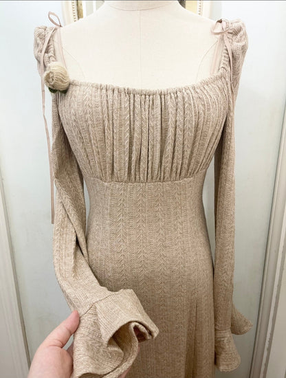 Almond milk dress