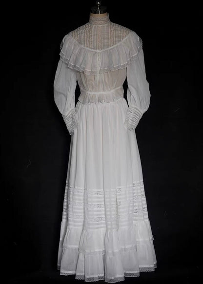 Lizzie ensemble