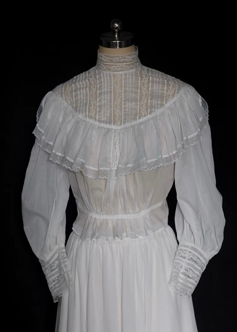 Lizzie ensemble