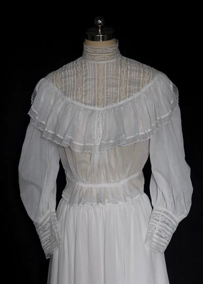 Lizzie ensemble