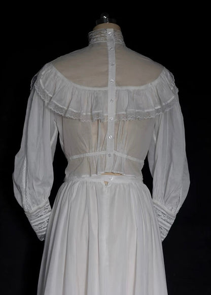 Lizzie ensemble