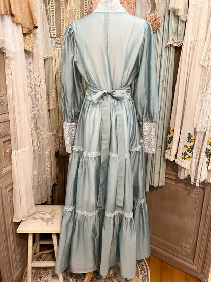 Blue pea dress