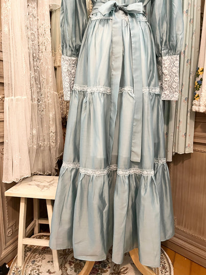 Blue pea dress