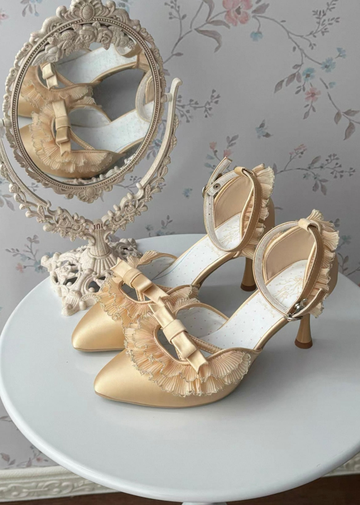 Pâtisserie heels