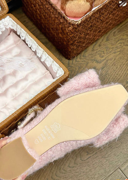 Pink teddy shoes 🧸