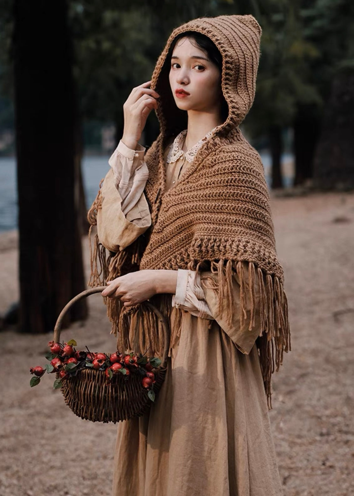 Cottage cape