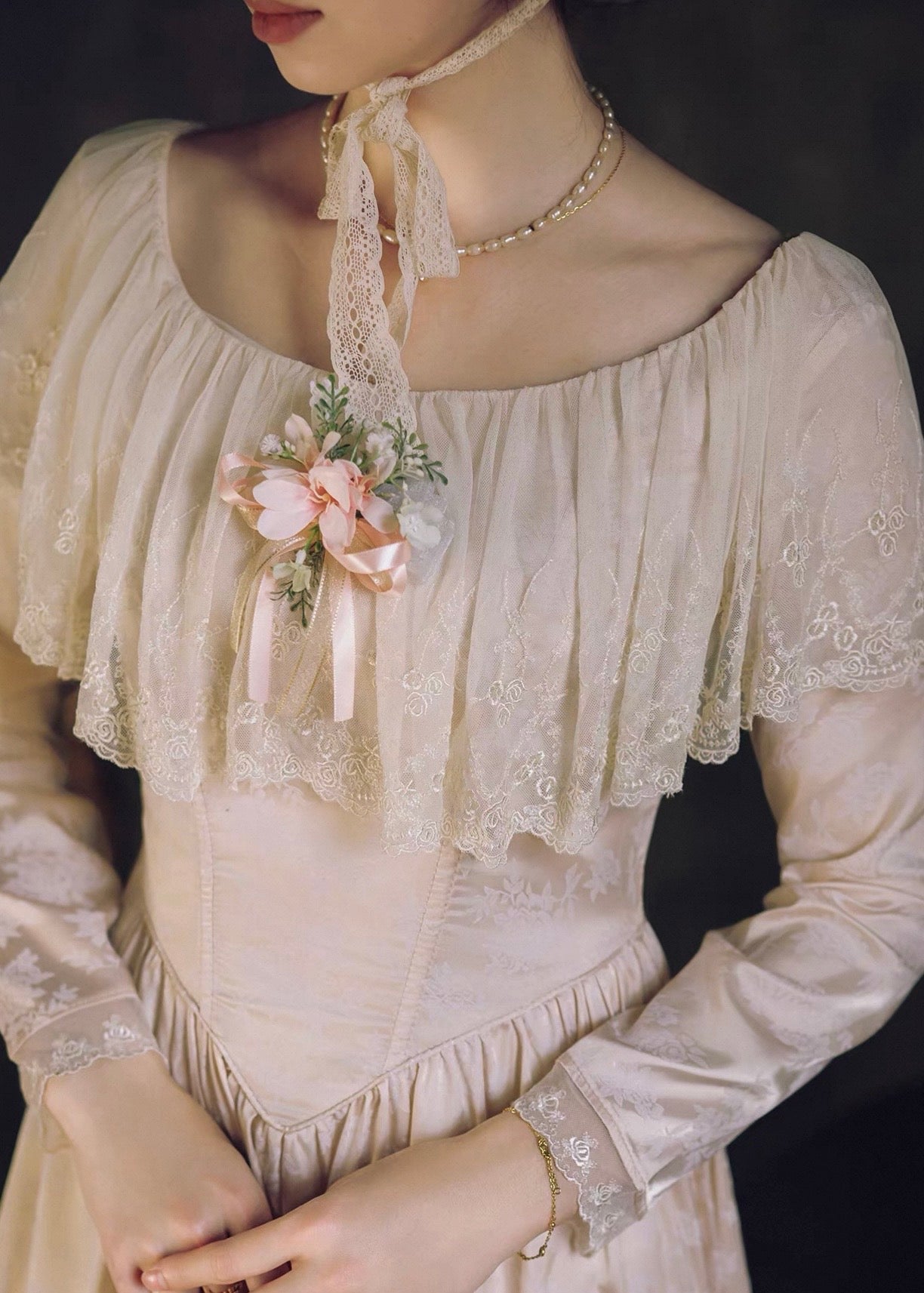 Moonlace dress