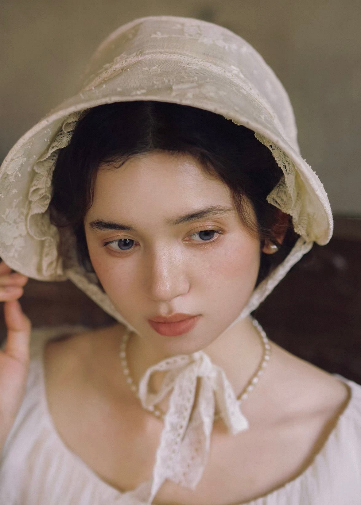 Luna veil bonnet