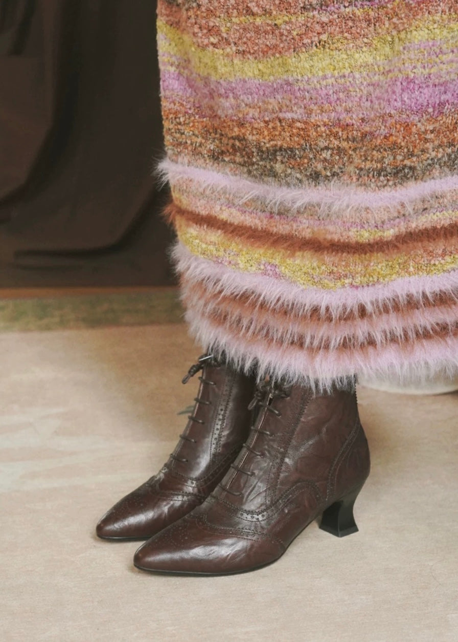 Time traveler brogue boots