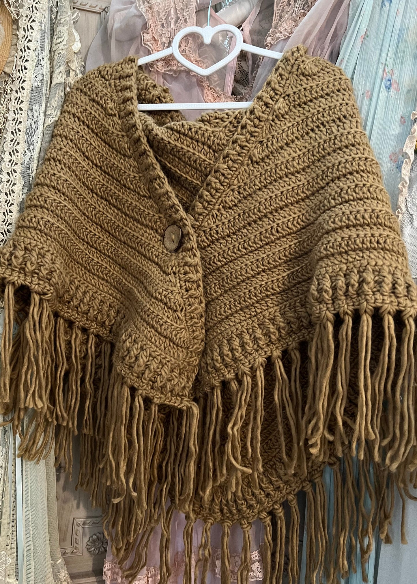 Cottage cape