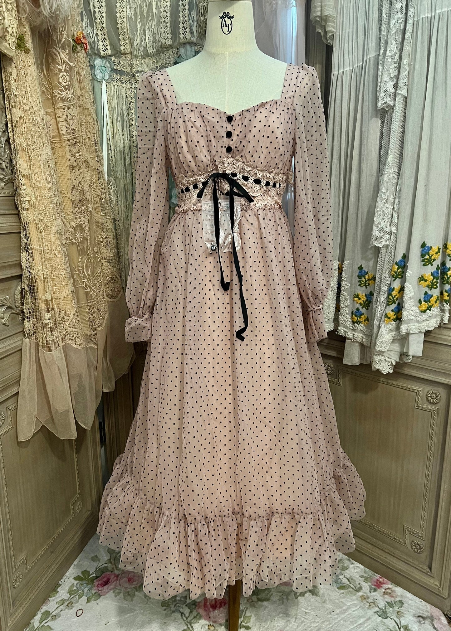 Avery dress
