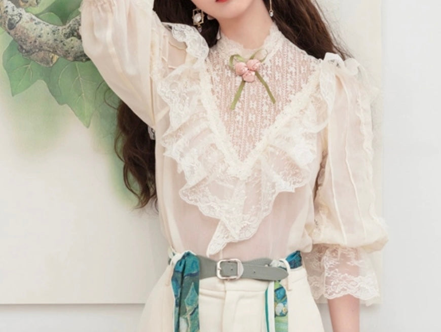 Victoria blouse