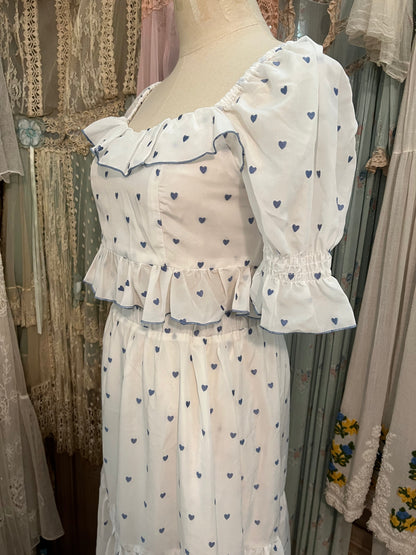 Little blue heart lawn set