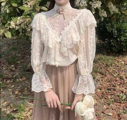 Victoria blouse
