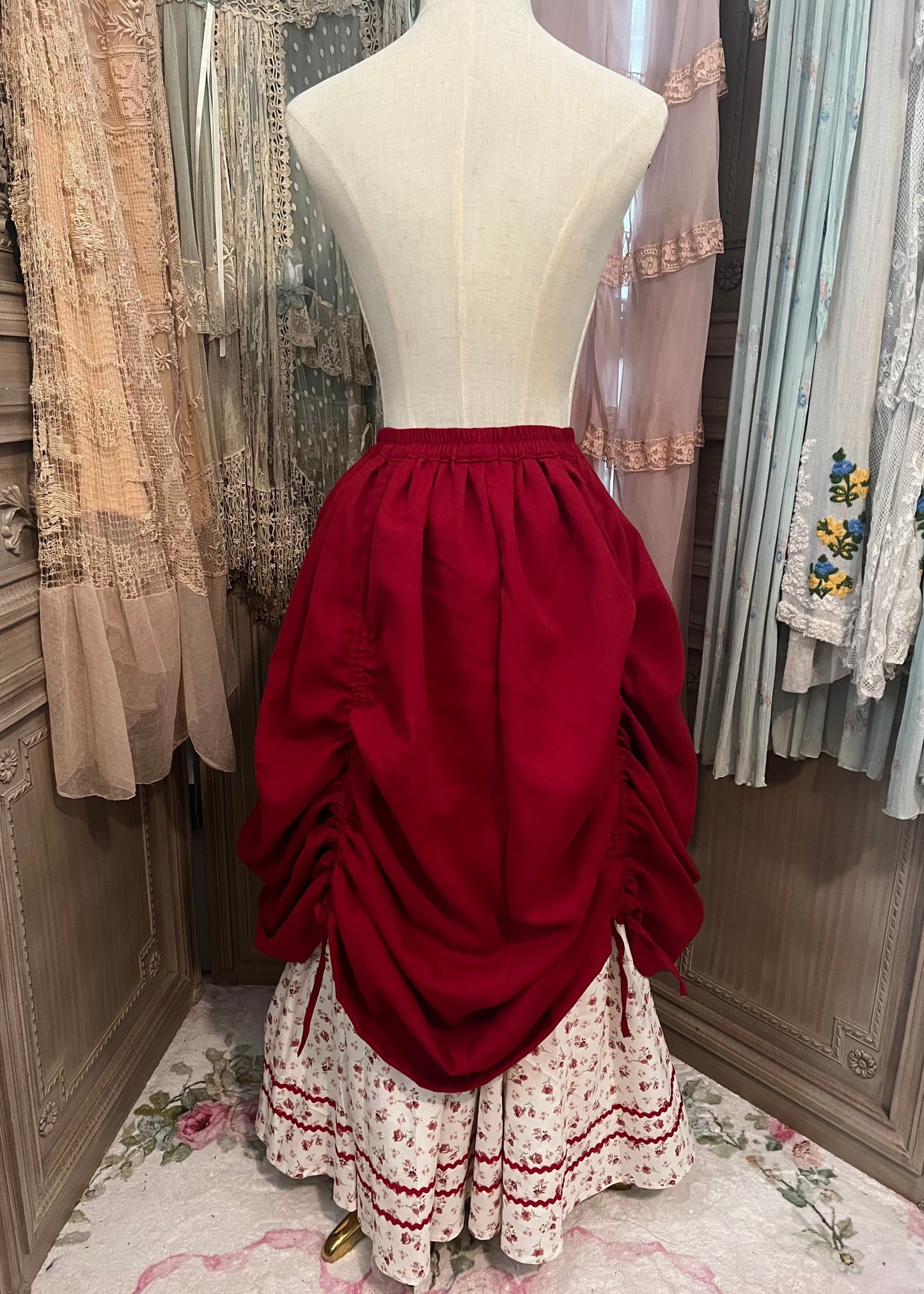 Madame Elisabeth Ensemble
