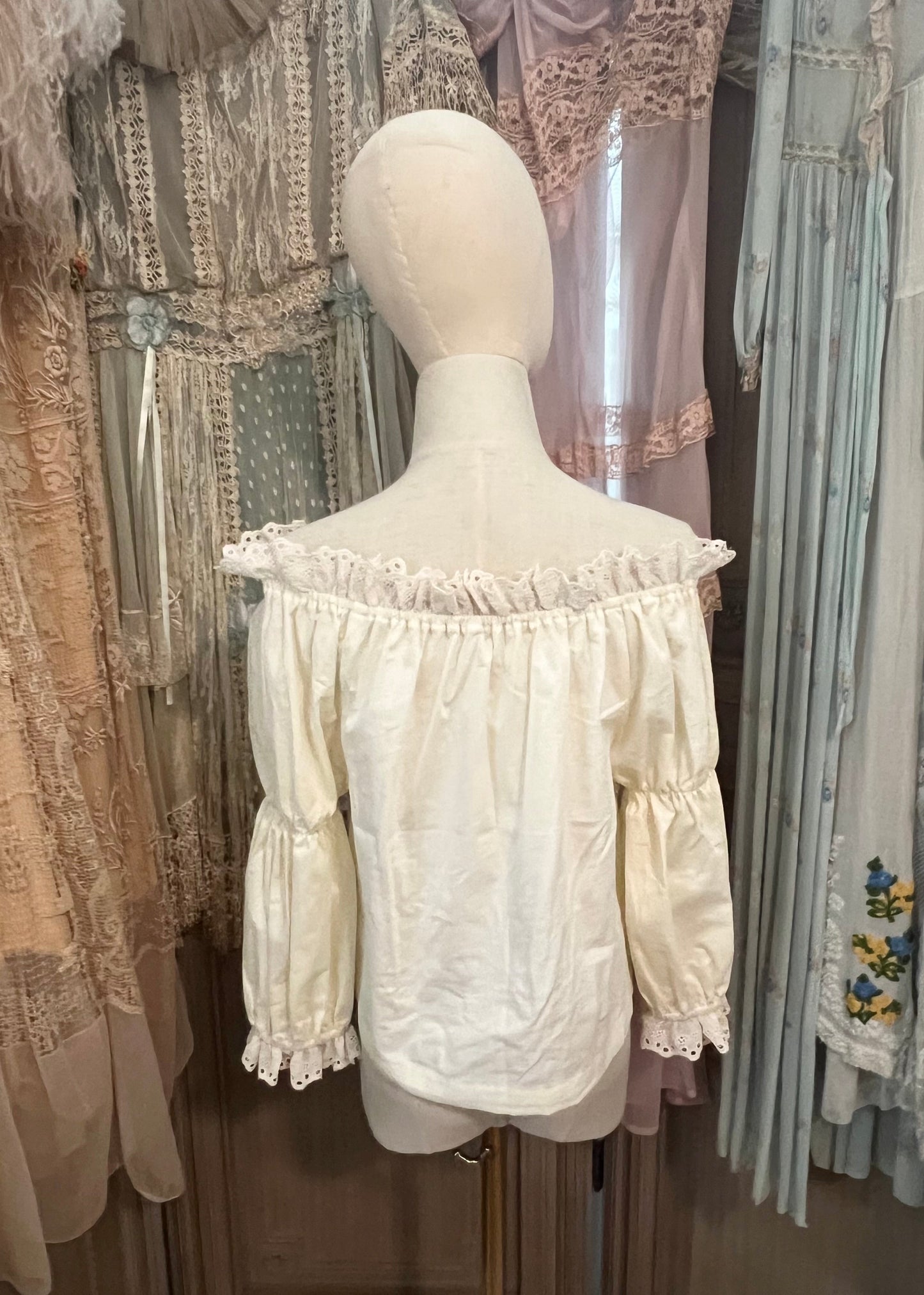 Madame Elisabeth Ensemble