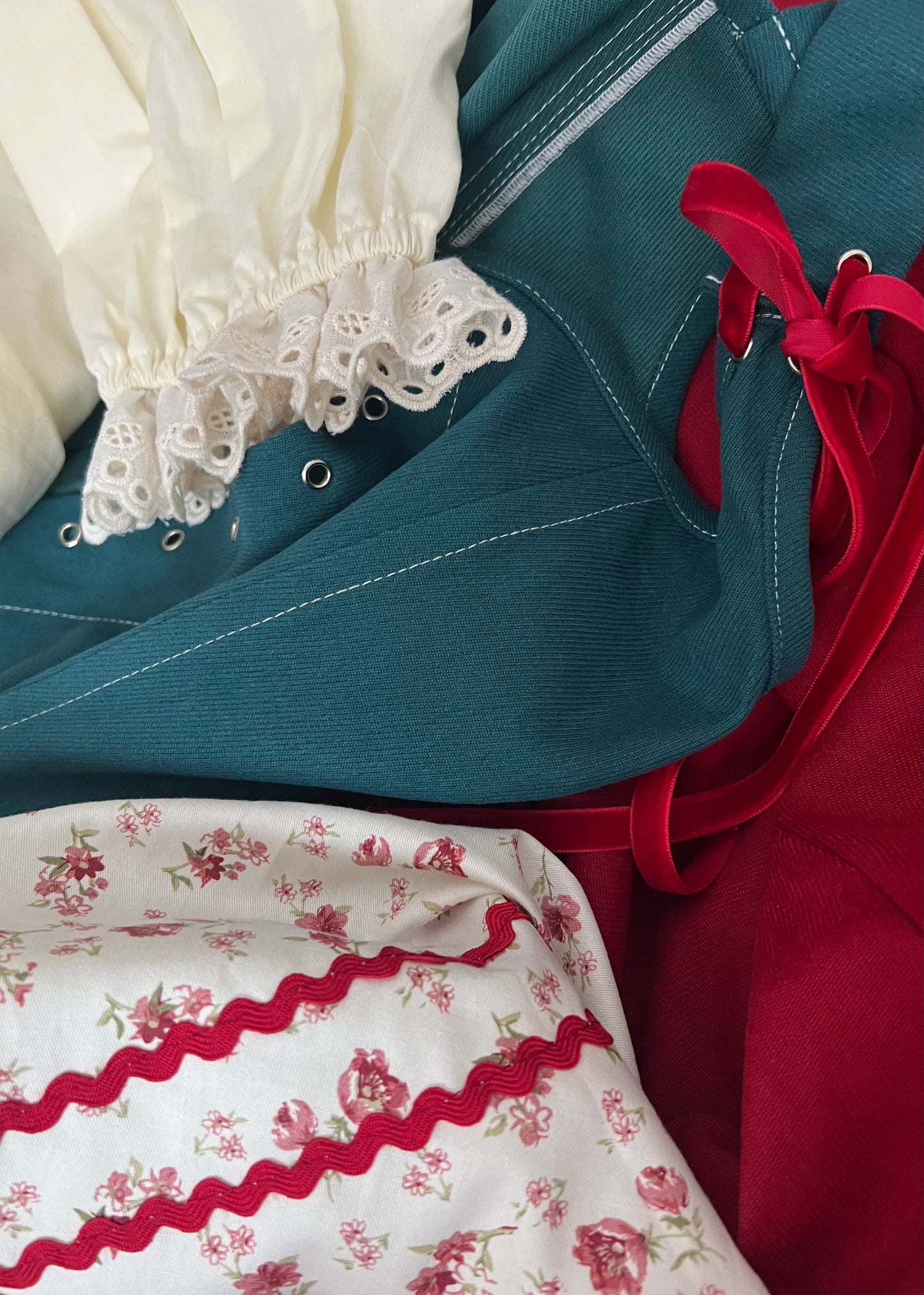 Madame Elisabeth Ensemble
