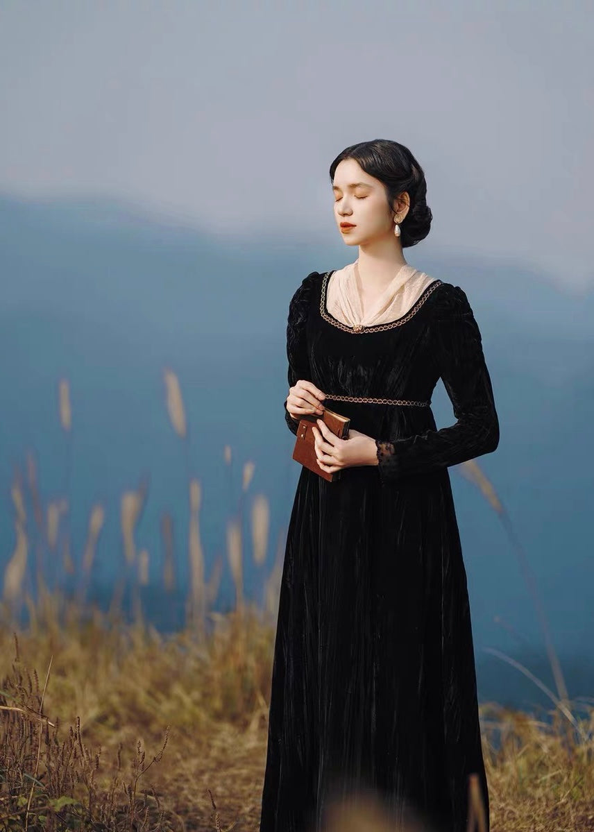 Regency romance dress