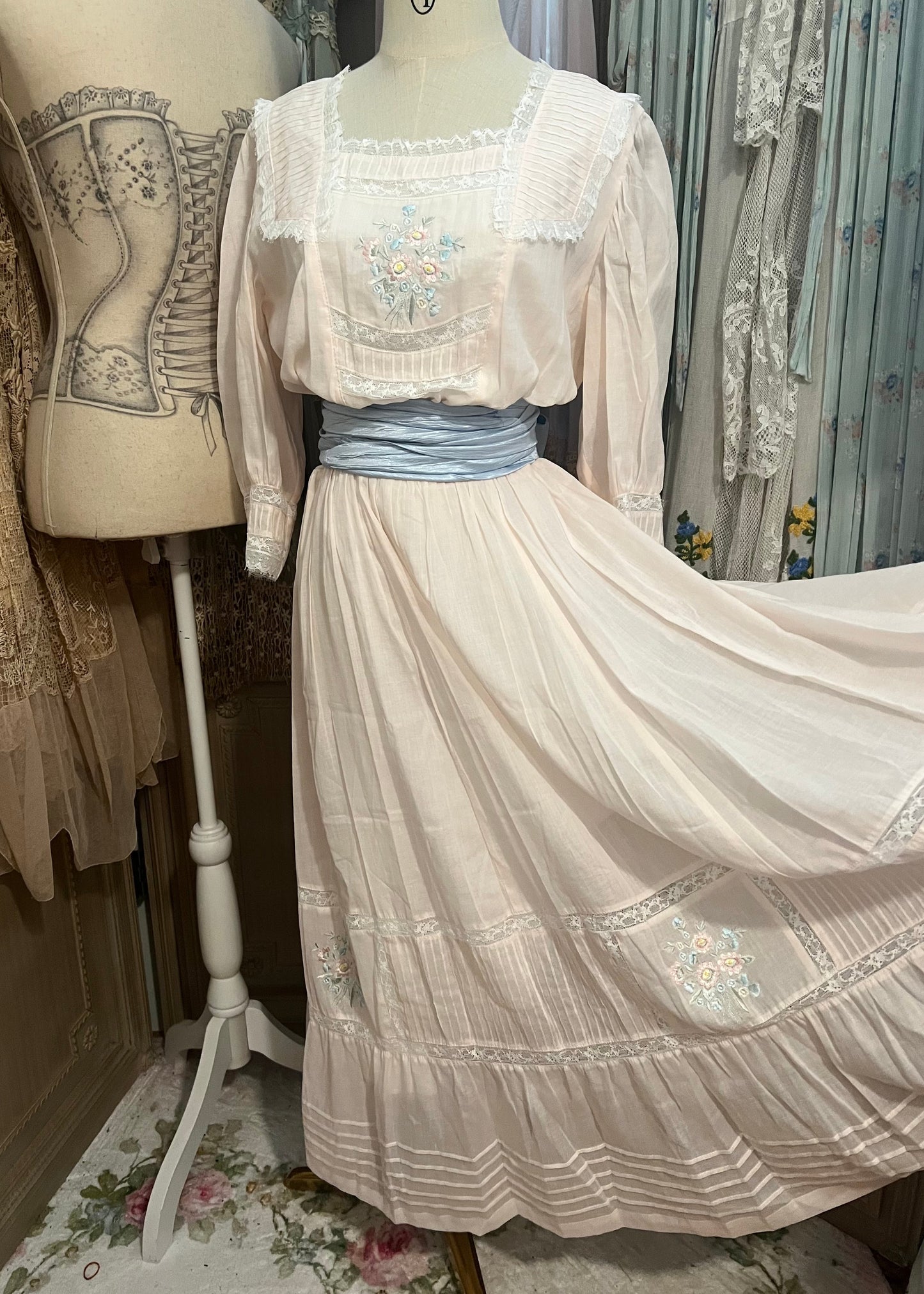 Embroidery love dress
