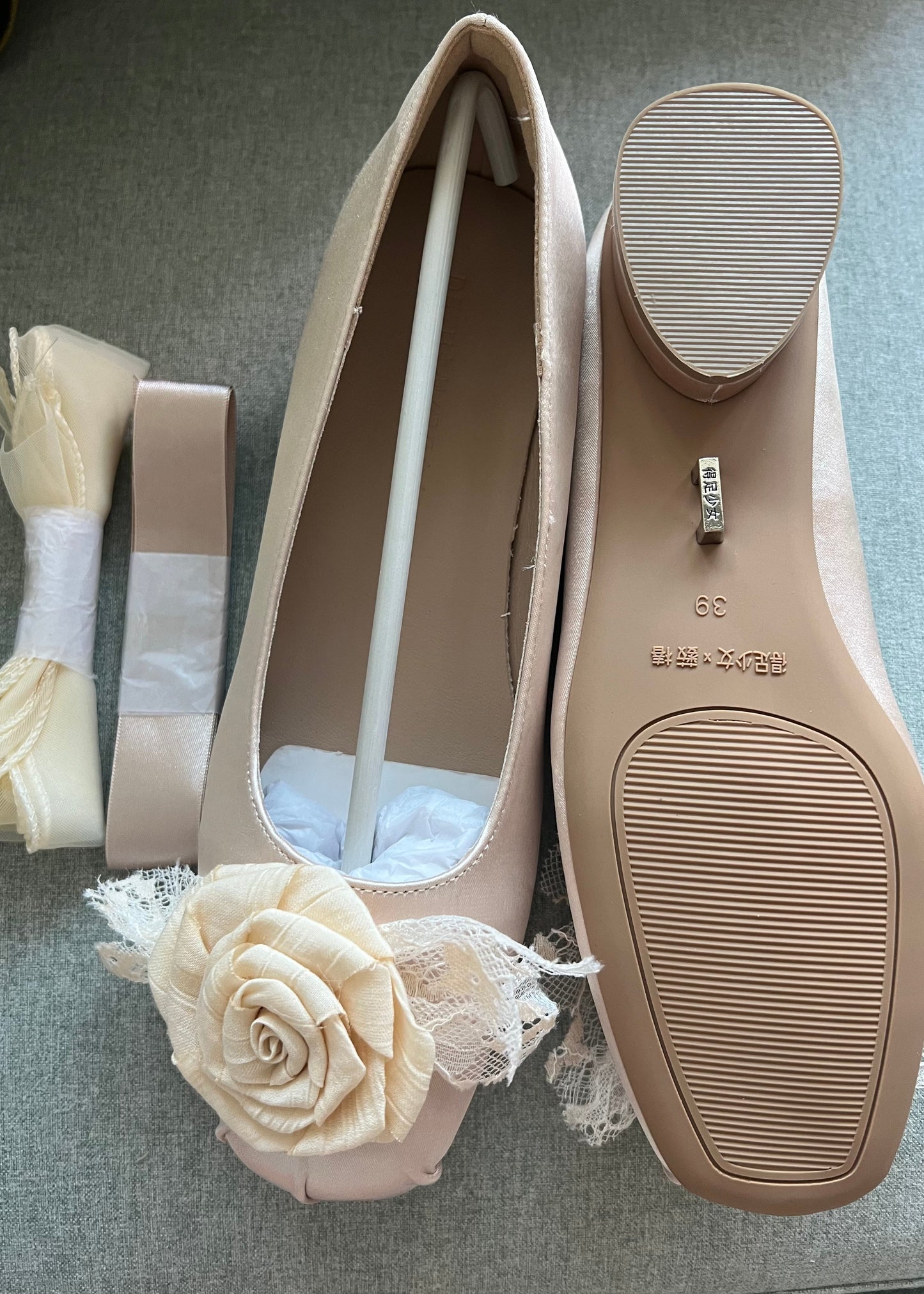 Sand rose shoes