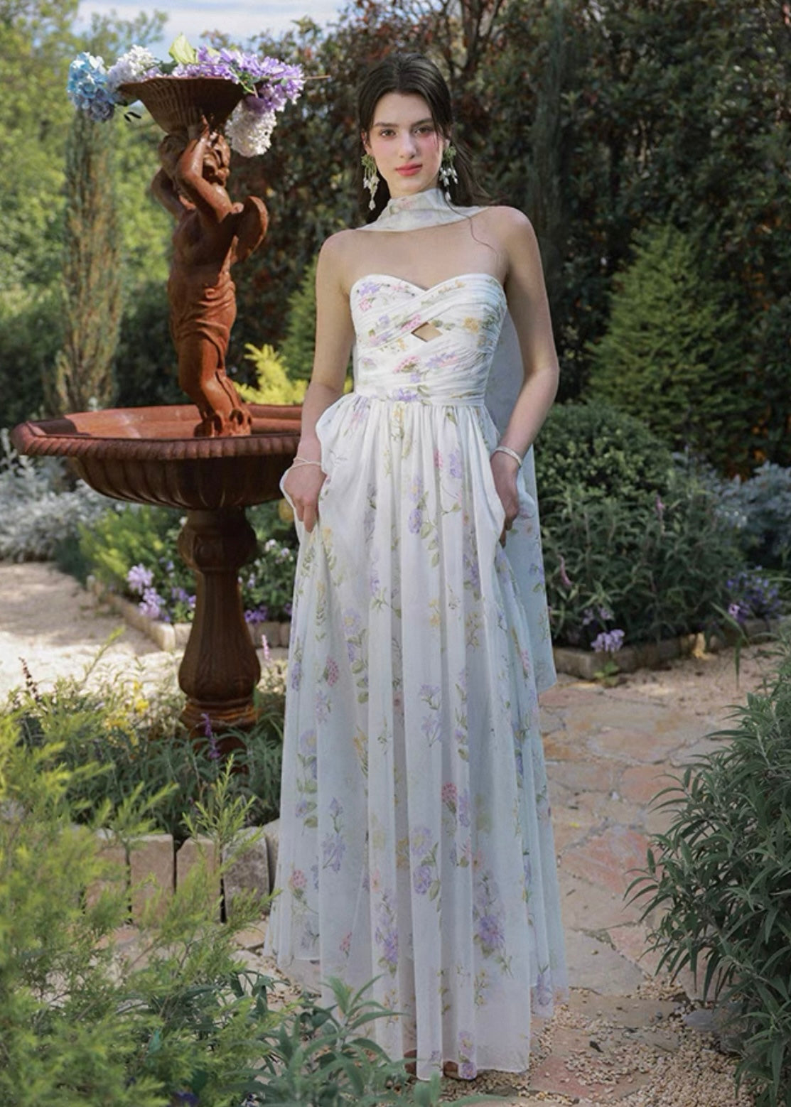 Queen Lurline dress