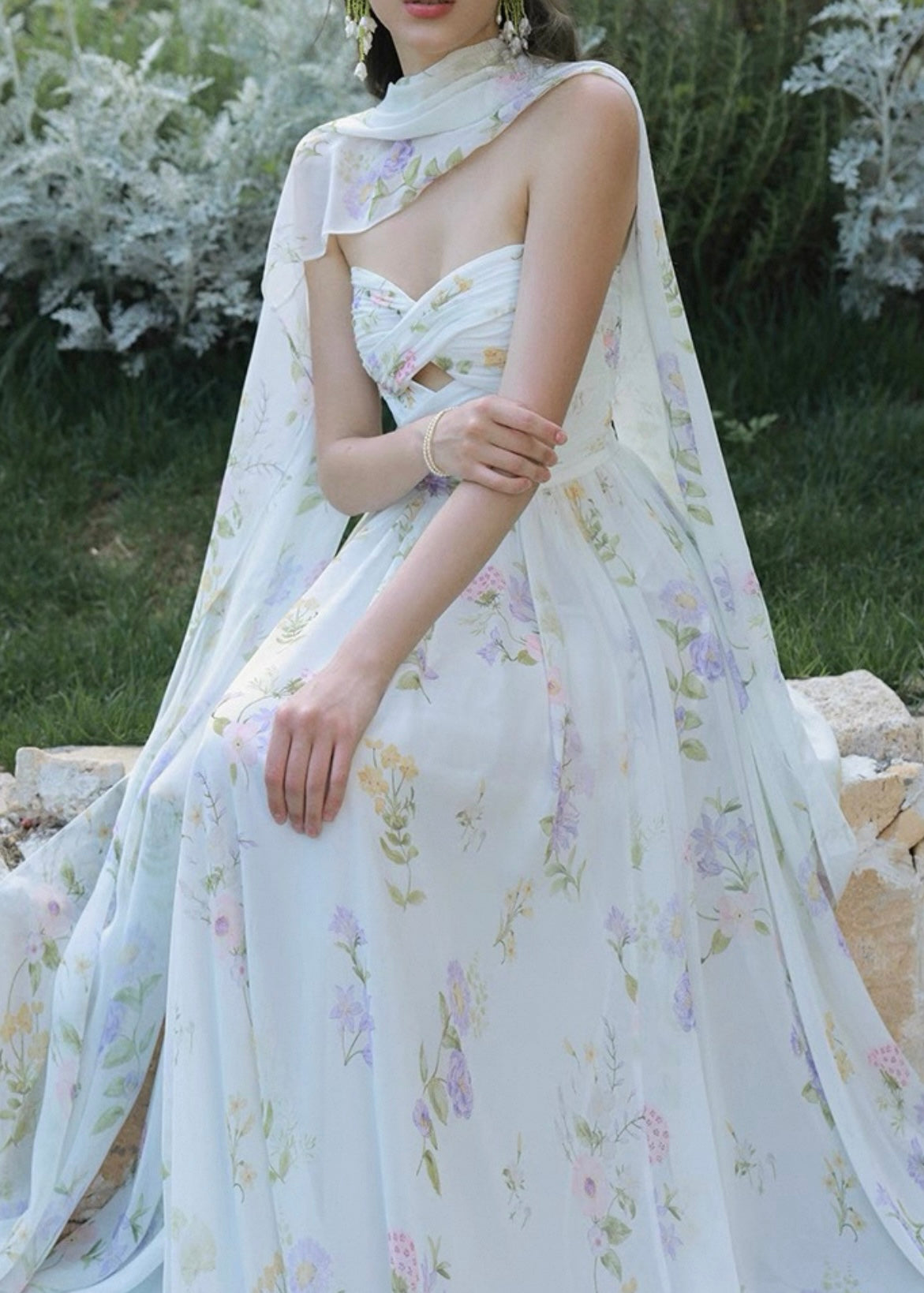 Queen Lurline dress