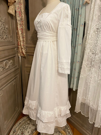 Lady with Parasol dress (custom orders)
