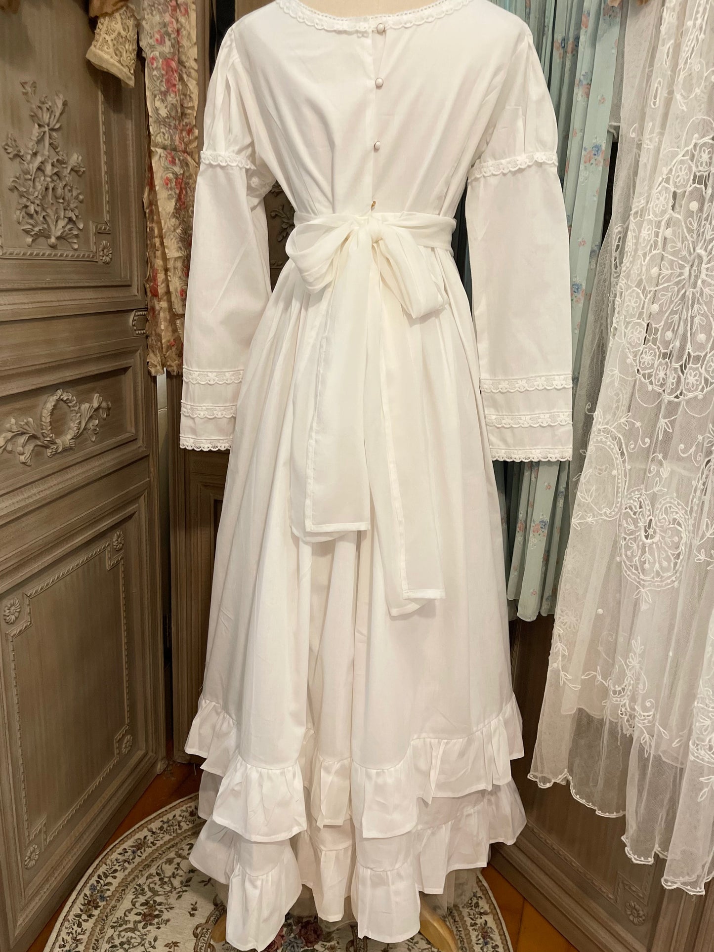 Lady with Parasol dress (custom orders)