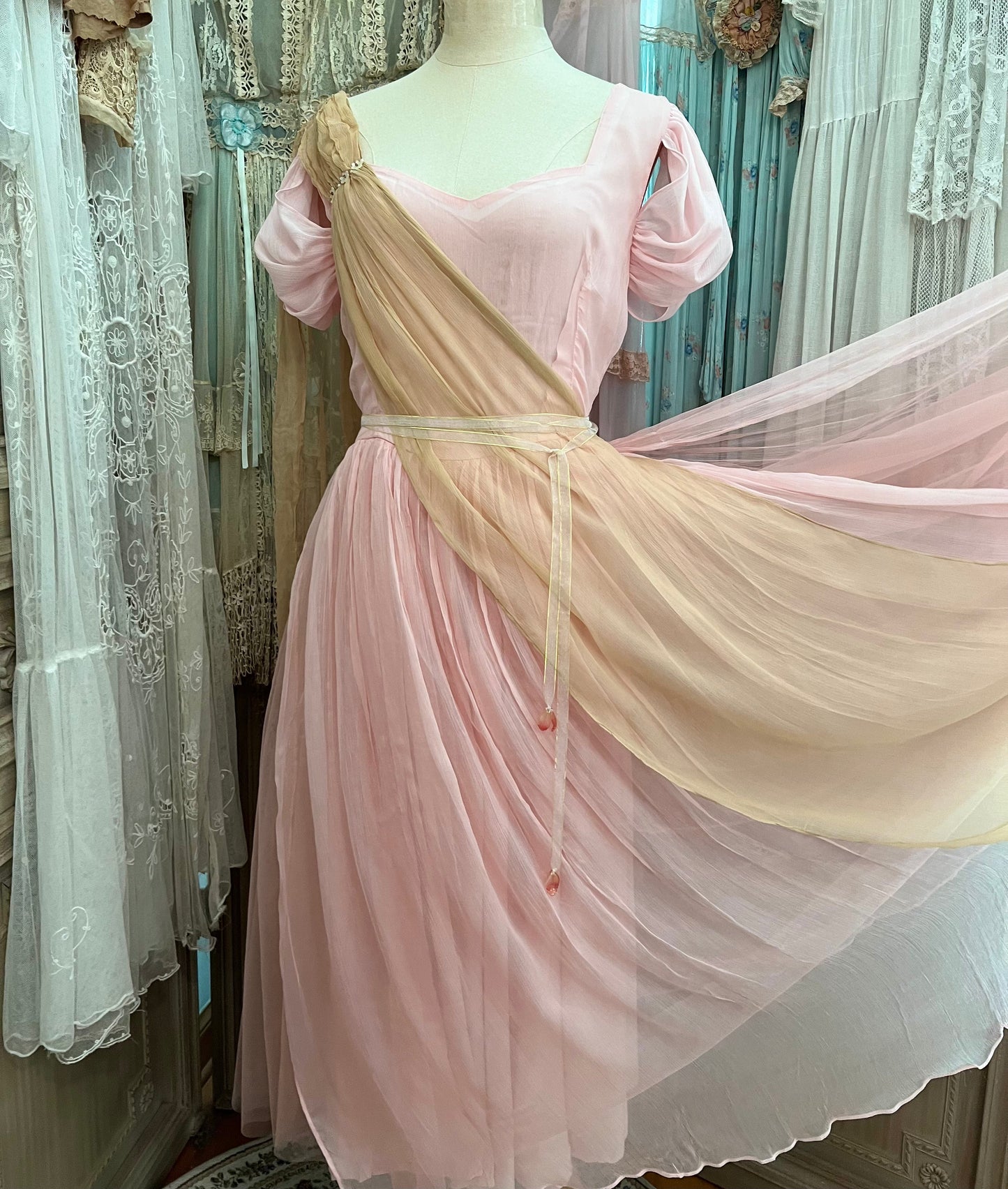 Lailah dress