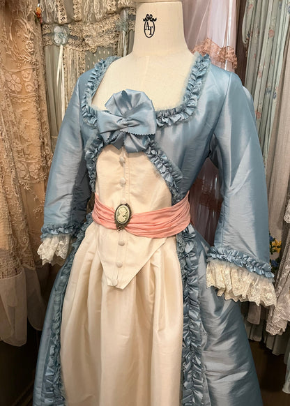Caroline gown