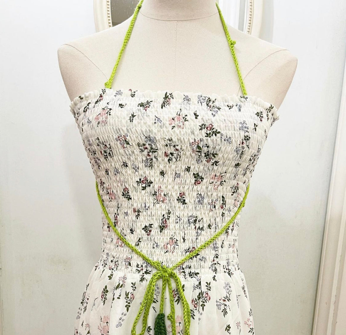 Muguet crochet dress