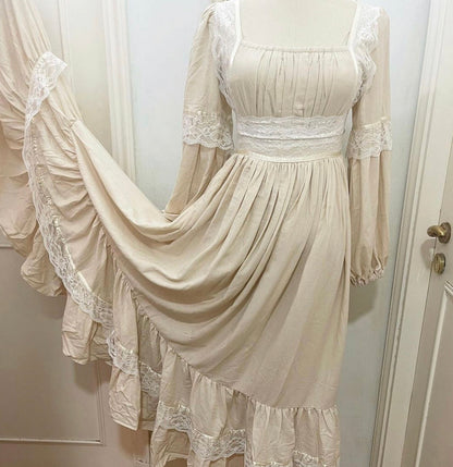 Elle full dress