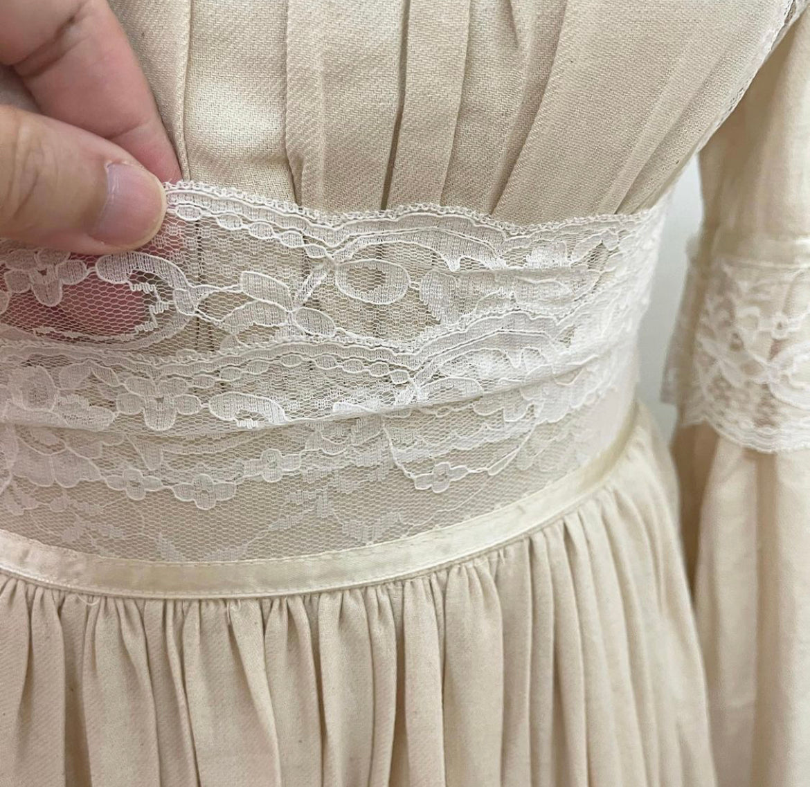 Elle full dress