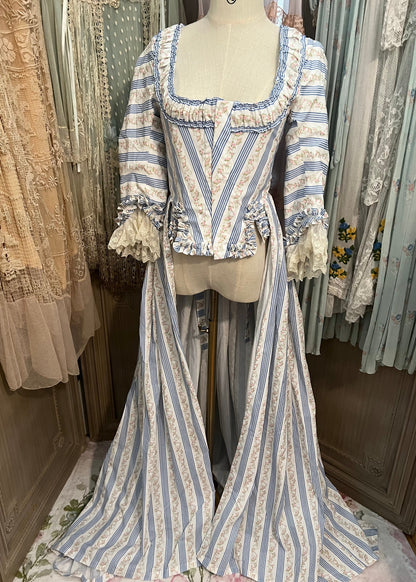 The porcelain gown