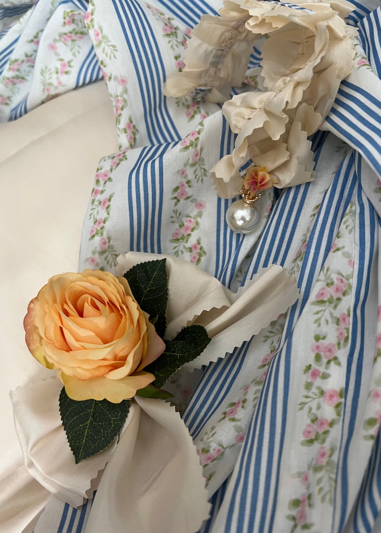 The porcelain gown