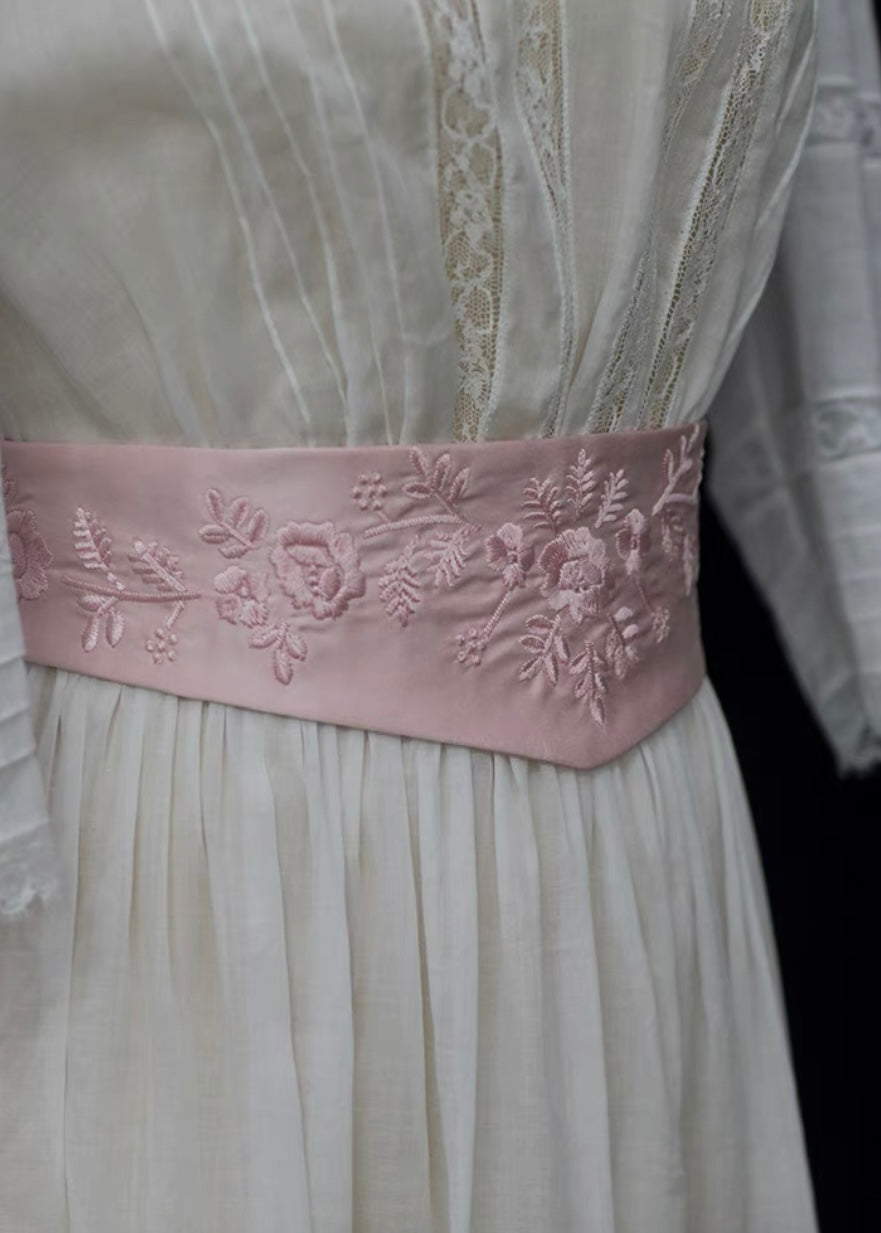 Embroidered belt