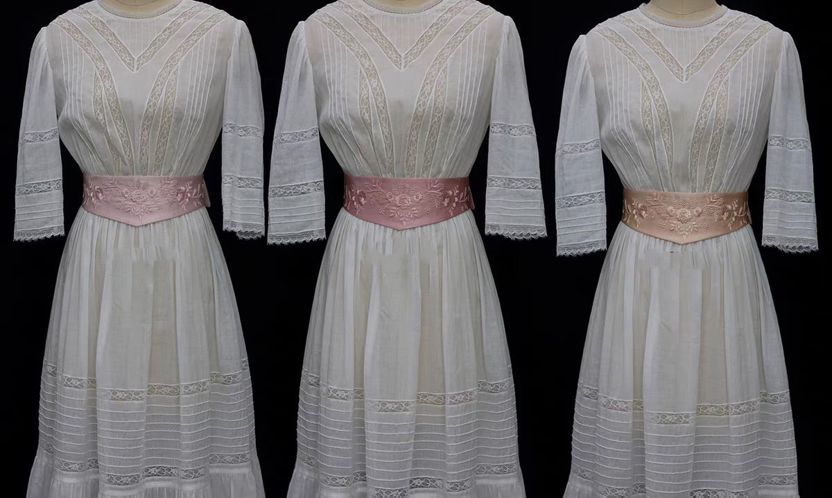 Embroidered belt