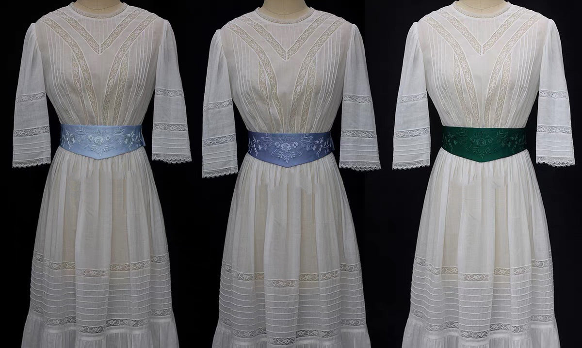 Embroidered belt