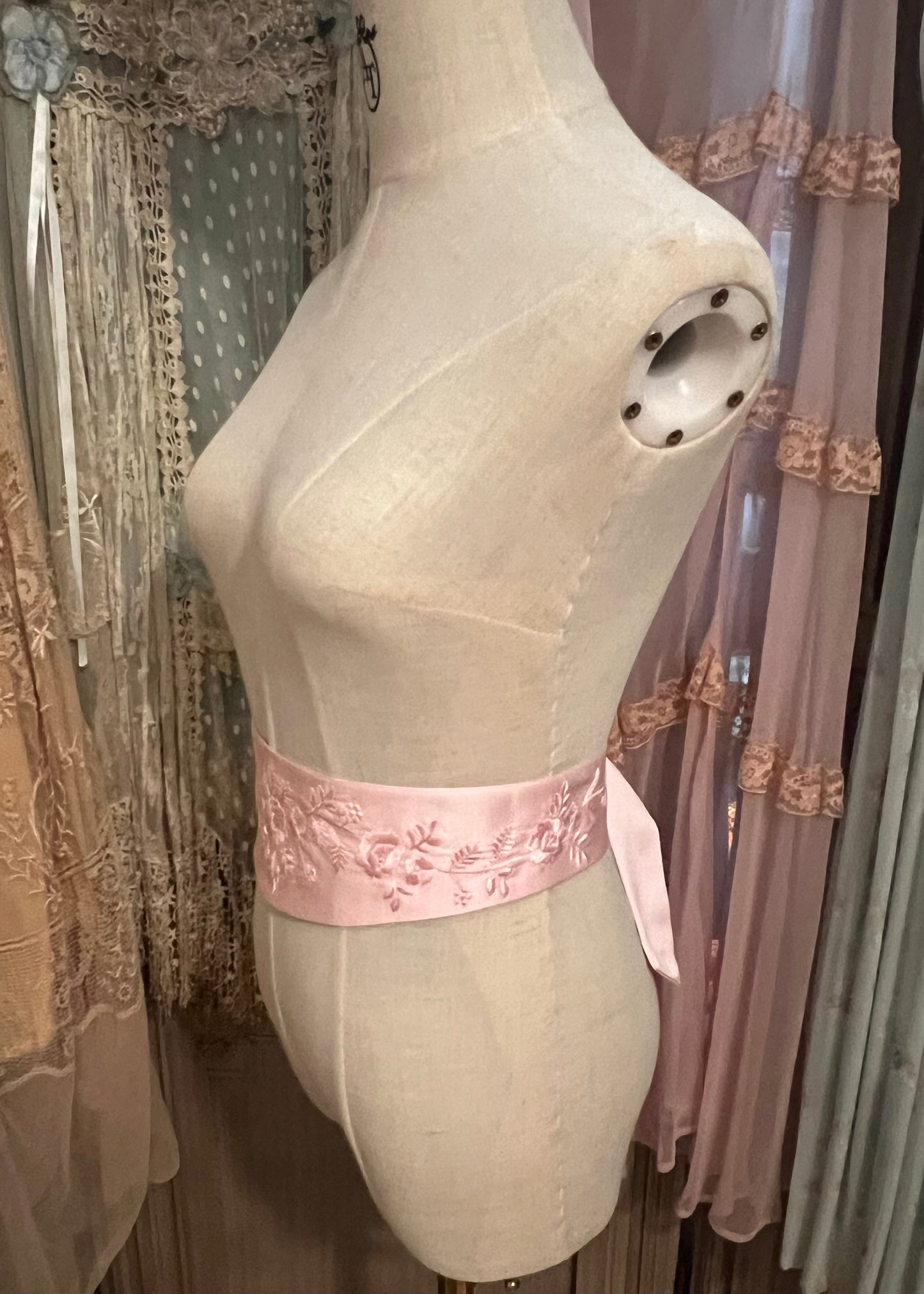 Embroidered belt