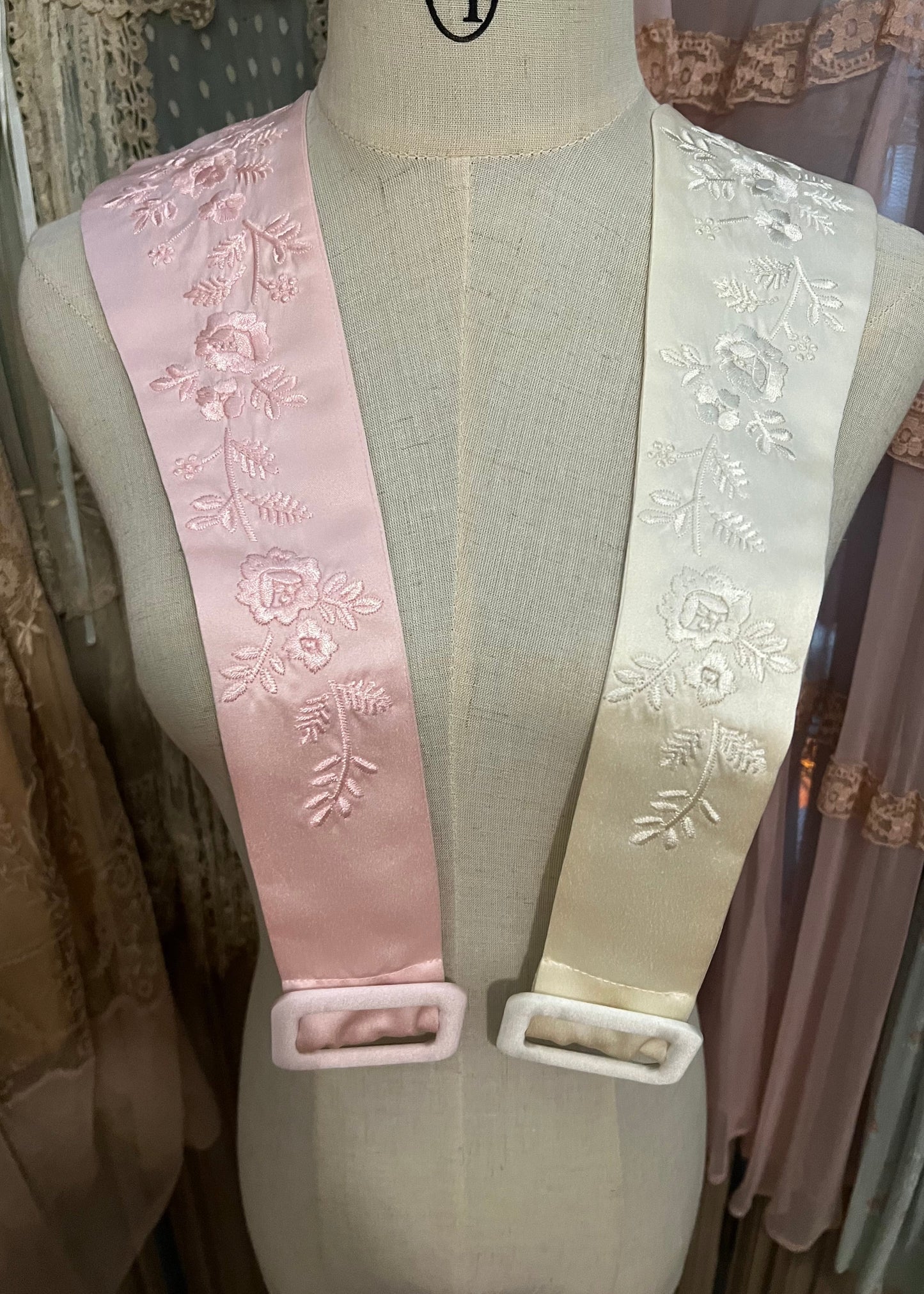 Embroidered belt