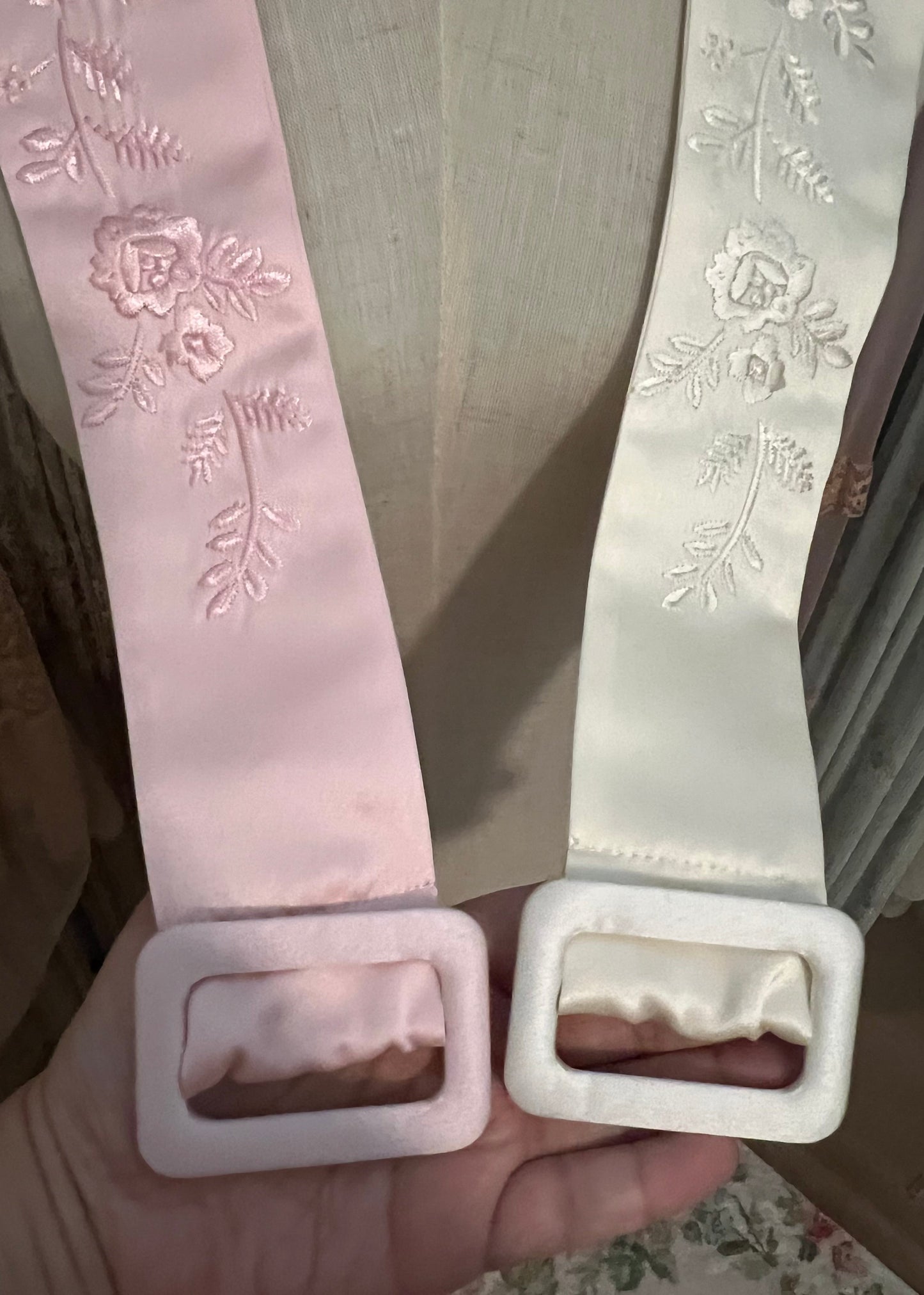 Embroidered belt