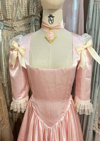 Rococo dreams choker